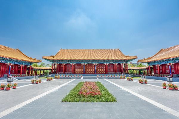 家博鳌论坛 战马推新品VOSS再成指定用水AG真人游戏地址华彬集团出席2025企业(图1)